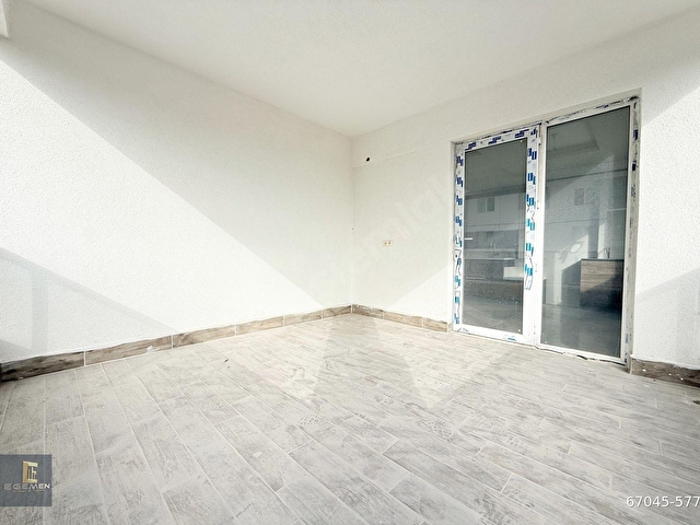 HOBİ BAHÇELİ_ÖN CEPHE_ARA KAT_GİYİNME ODALI_GENİŞ BALKON_LÜX 3+1 - Görsel 6