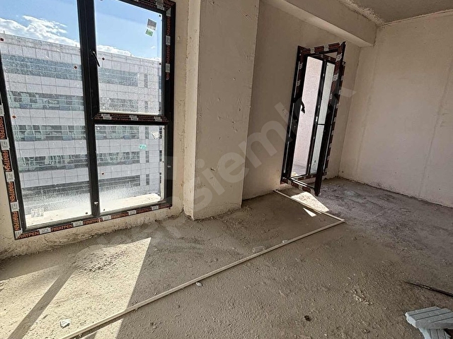 KURTOĞLUNDAN ADLİYE YANINDA BULVAR ÜSTÜ 95 M2 OFİS - Görsel 2