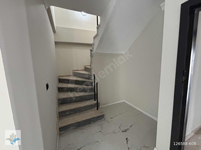EĞİTİMCİLER CAD. YAKINI ÇİFT MUTFAKLI LÜKS DUBLEKS DAİRE - Görsel 20
