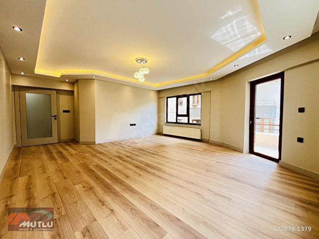 *MUTLUDAN SÜPER LÜX ÖVEÇLERDE ASANSÖRLÜ ARAKAT GENİŞ 3+1+2BANYO - Görsel 27