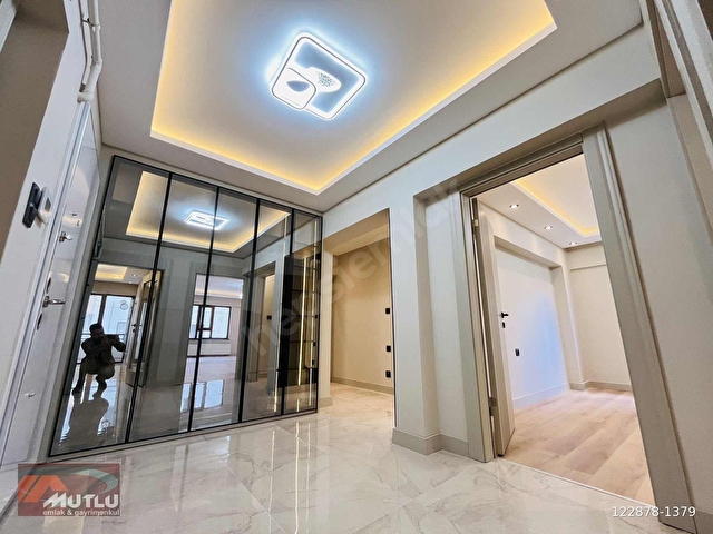*MUTLUDAN SÜPER LÜX ÖVEÇLERDE ASANSÖRLÜ ARAKAT GENİŞ 3+1+2BANYO - Görsel 13