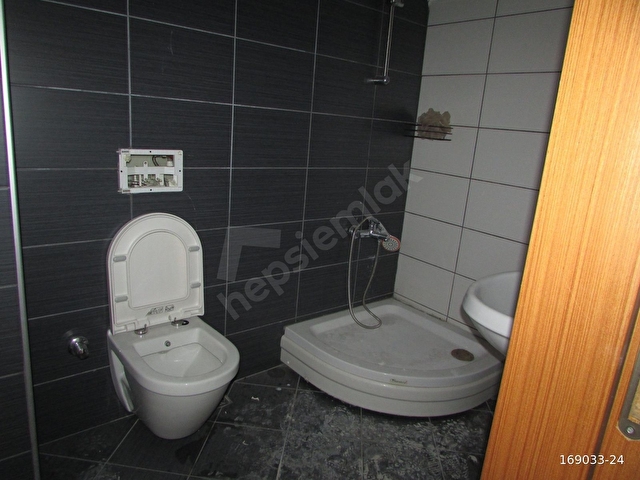 mimarsinan mahallesinde 3+2 dubleks 150m2 asansörlu 69000tl - Görsel 21