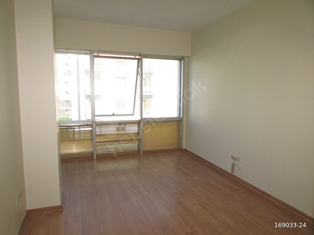 mimarsinan mahallesinde 3+2 dubleks 150m2 asansörlu 69000tl - Görsel 4