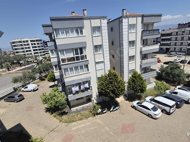TURYAP GAZİEMİRDEN SİTE İÇİ ARAKAT ÇİFT CEPHELİ GENİŞ DAİRE - Görsel 25