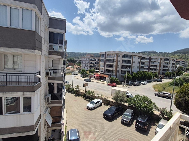 TURYAP GAZİEMİRDEN SİTE İÇİ ARAKAT ÇİFT CEPHELİ GENİŞ DAİRE - Görsel 28