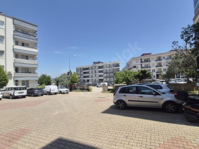 TURYAP GAZİEMİRDEN SİTE İÇİ ARAKAT ÇİFT CEPHELİ GENİŞ DAİRE - Görsel 30