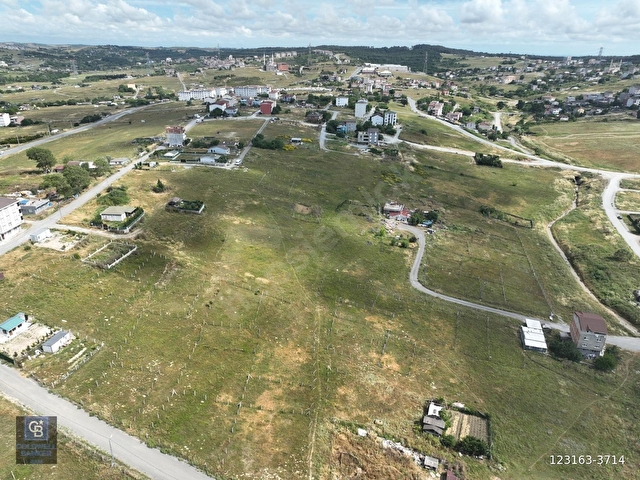 ARNAVUTKÖY DE İFRAZ PLANINDA SATILIK 300M2 ARSA