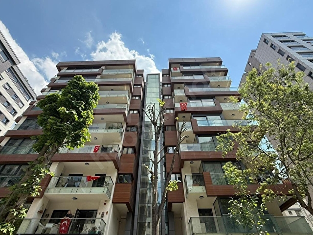 ARESten SUADİYE Sahilde, prestijli binada 3+1