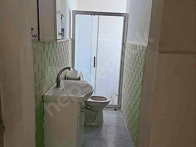 Urla Merkez Kiralık Tabela Değeri Yüksek 2+1 İşyeri veya Daire - Görsel 10