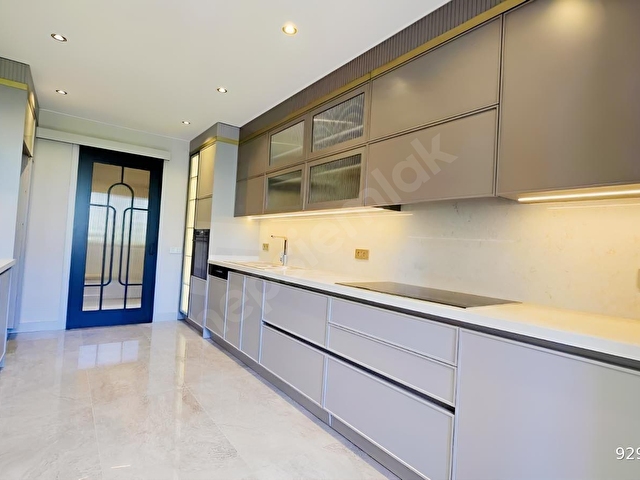 Reşat Paşa Konağı Yanında Yeşillikler İçerisinde 170 m² Net 3+1 - Görsel 18