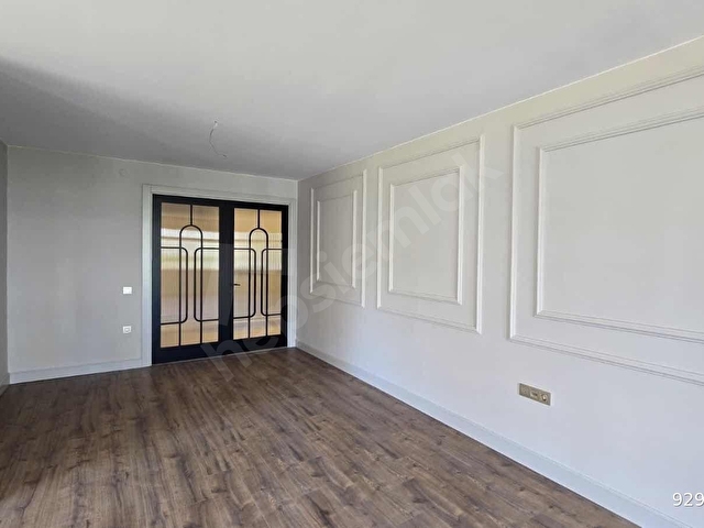 Reşat Paşa Konağı Yanında Yeşillikler İçerisinde 170 m² Net 3+1 - Görsel 6