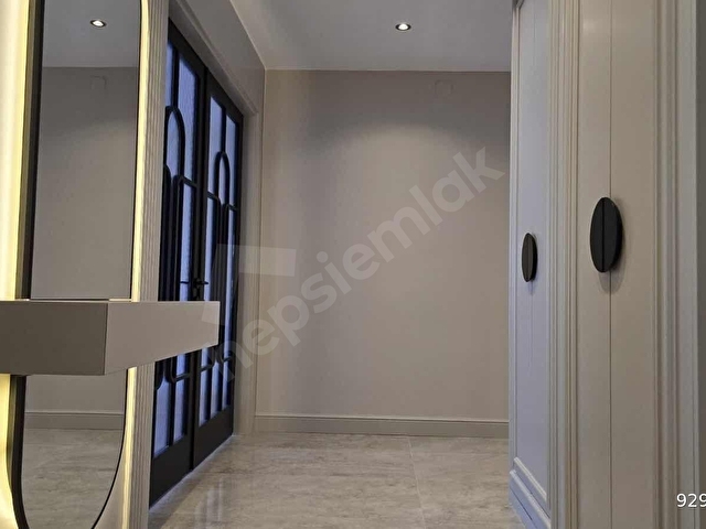 Reşat Paşa Konağı Yanında Yeşillikler İçerisinde 170 m² Net 3+1 - Görsel 16