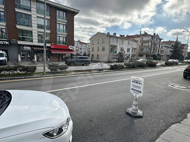 GÖLBAŞINDA CADDE ÜZERİ BAHÇE KULLANIM ALANLI KİRALIK DÜKKAN - Görsel 5