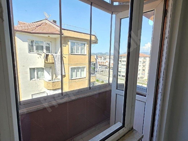 ÇATMACA DA MİGROS KARŞISINDA 4+1 KOMBİLİ DUBLEKS DAİRE - Görsel 13