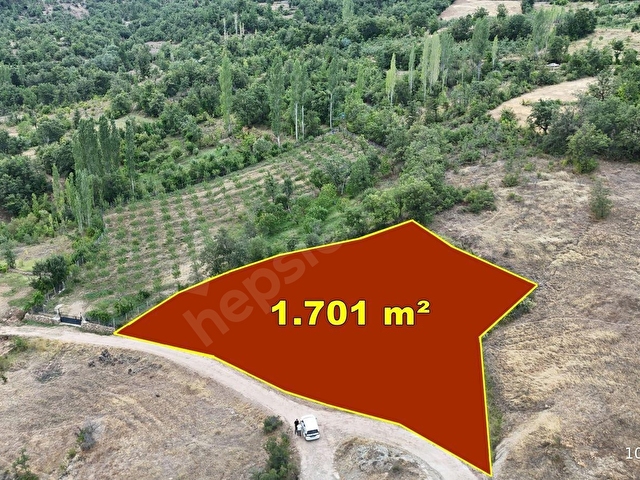 KARAMAN / SARIVELİLER / GÖKTEPE-GÜLPAZAR MAHALLESİNDE 1.701 m² MÜSTAKİL TARLA