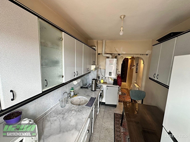 YUNUS EMRE CADDESİ YAKINI 3+1 120M2 MANZARALI 3.KAT DAİRE..! - Görsel 6