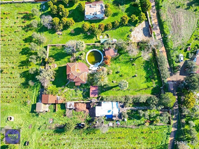 Bozcaadada Müstakil Havuzlu 2.050 m² İspanyol Tarzı Bağ Evi - Görsel 8