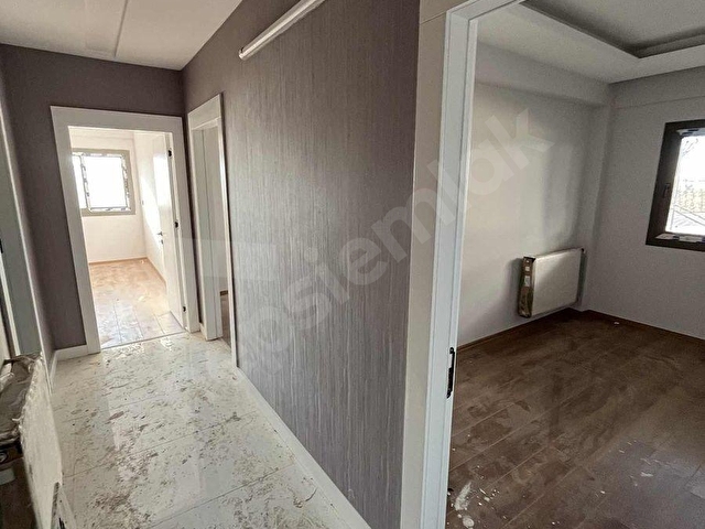 SU EMLAKTAN SATILIK SIFIR BAHÇELİ DAİRE - Görsel 6