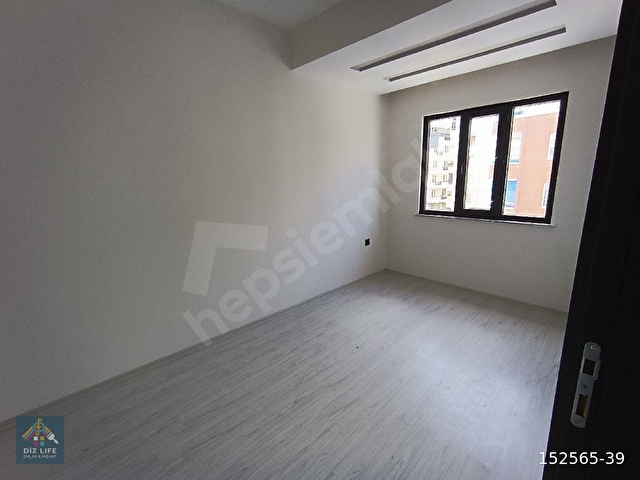 İKİNİSAN CADDESİNE 50 METRE MESAFEDE KİRALIK LÜKS 1+1 BALKONLU DAİRE - Görsel 10