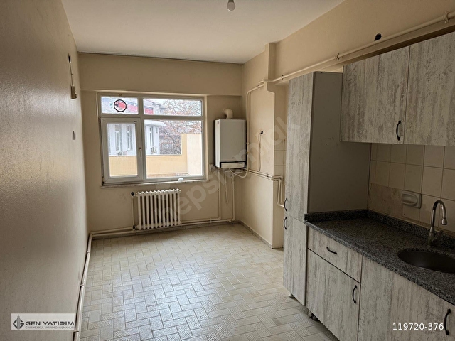 SAKARYA ADAPAZARINDA SATILIK 4+1 DAİRE - Görsel 4