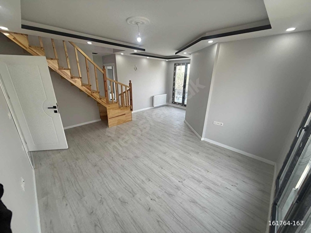 HALKALI MERKEZ MAHALLESİ MEYDANDA YENİ YAPI 4+2 DUBLEKS DAİRE - Görsel 4