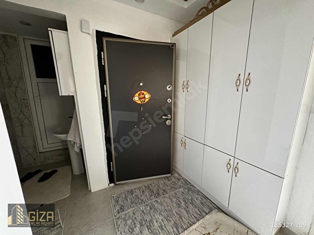 GİZA EMLAKTAN İSTİKLALDE 2+1 ÜSTÜ ÇATILI 44 METRE TAPULU DAİRE - Görsel 12