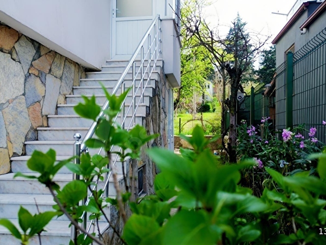 REMAX RIDVAN GEDİKTEN SERDİVANDA BAHÇELİ 3 KATLI MÜSTAKİL BİNA - Görsel 8