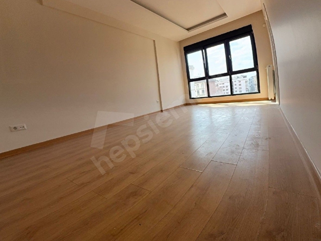 KOZYATAĞI SATILIK 3+1 DOKUZ YILLIK SİTE İÇİNDE DAİRE - Görsel 10