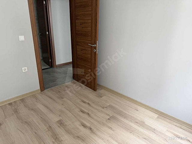 BUTİK SİTE İÇERİSİNDE KAPALI OTOPARKLI GENİŞ 3+1 DAİRE - Görsel 11