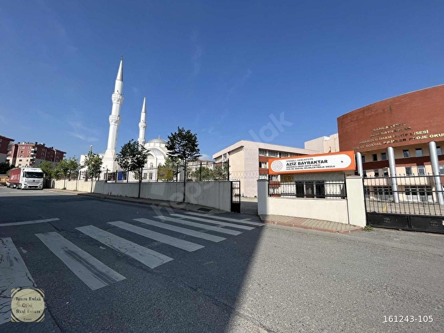 SİTE İÇİNDE BAHÇE KATI GENİŞ FERAH GÜVENLİKLİ KAPALI OTOPARKLI - Görsel 22