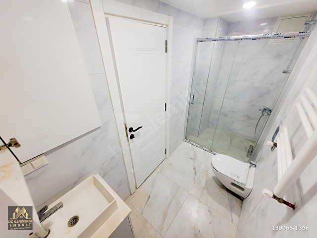 BAĞCILAR KİRAZLIDA METROYA YAKIN OTURUMA HAZIR SATILIK DAİRE - Görsel 16