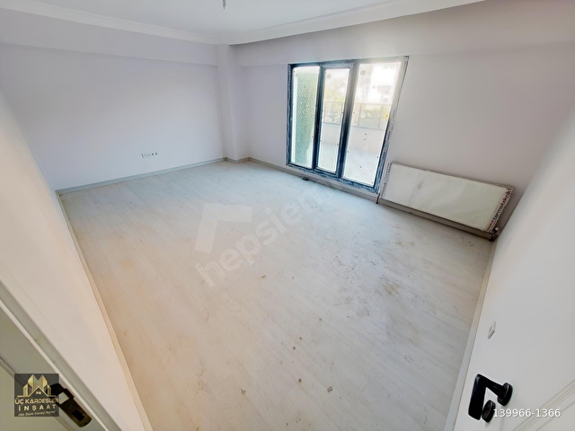 BAĞCILAR KİRAZLIDA METROYA YAKIN OTURUMA HAZIR SATILIK DAİRE - Görsel 7