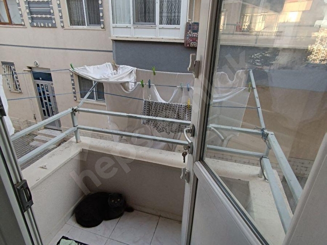 ÇAĞLAYANDA 100M2 2+1 ÇİFT BALKON YALITIMLI SALON BAĞIMSIZ OTOPARKLI 1. KAT GÜNEYBATI SATILIK - Görsel 4