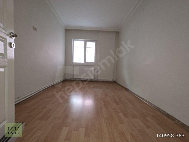 ANKARA SİNCAN MAREŞALDA 3+1 YAPILI SATILIK DAİRE - Görsel 14