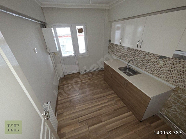 ANKARA SİNCAN MAREŞALDA 3+1 YAPILI SATILIK DAİRE - Görsel 17