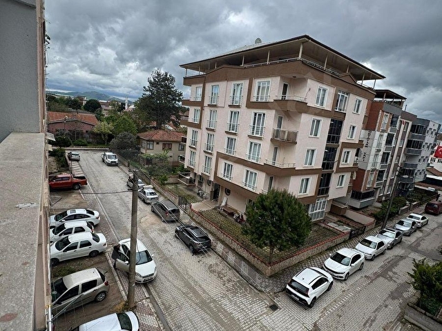 KAFKAS EMLAKTAN YUNUS EMRE MAHALLESİNDE 2+1 KİRALIK DAİRE - Görsel 20