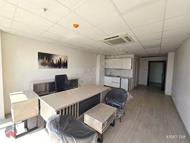 İzmir Gıda Çarşısında 1+0 Oda 42 m2 Sıfır Eşyalı Kiralık Ofis