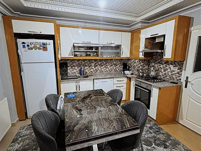BOLU EMLAK GAYRİMENKULDAN KÜLTÜR MAH. 2+1 SATILIK DAİRE - Görsel 2