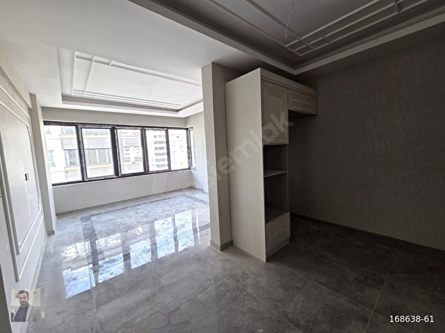 MAVİKENTTE CADDE ÜZERİ SİTE İÇİ LÜKS 2,5+1 SATILIK DAİRE - Görsel 13