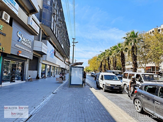Gıda Çarşısının Tam Karşısında, Gaziler Caddesinde Net:181m² - Görsel 10