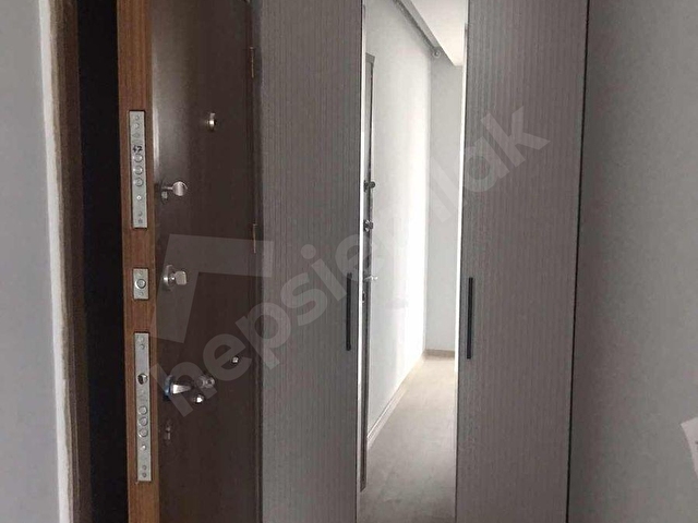 ANA CADDE ÜSTÜNDE LÜKS KİRALIK DAİRE - Görsel 22
