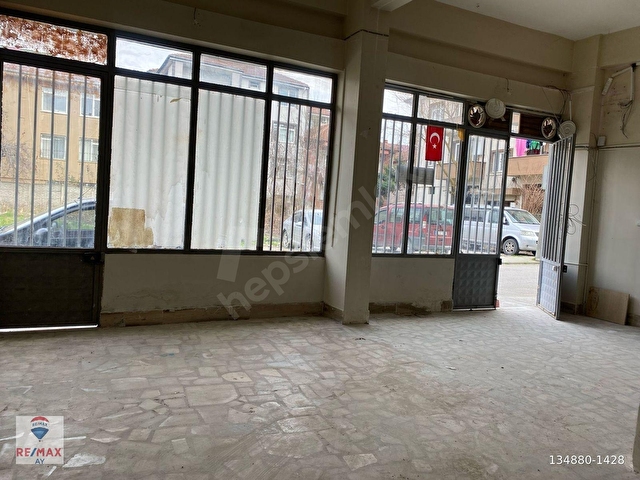KİRALIK OFİS & İŞYERİ & DEPO REMAX AY NAGEHAN GÜLÇELERDEN - Görsel 11