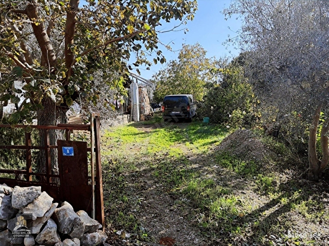 ÇAMKÖYDE MUSTAKİL EVLİ BAHÇE - Görsel 3