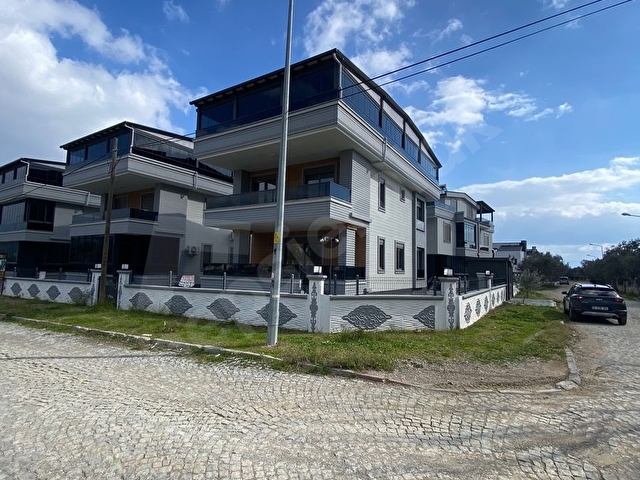 Işık emlak tan görülmeye değer  site için de bağımsız villa - Görsel 3