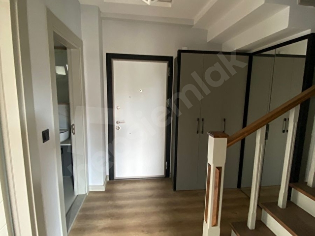 Işık emlak tan görülmeye değer  site için de bağımsız villa - Görsel 17
