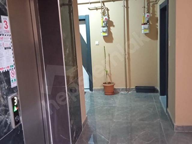 Gazi Caddesi Kulaksız Sokak Yeni Bina Ara Kat Fırsat Daire - Görsel 12