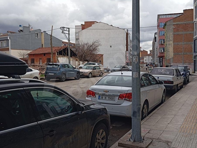 Gazi Caddesi Kulaksız Sokak Yeni Bina Ara Kat Fırsat Daire - Görsel 21