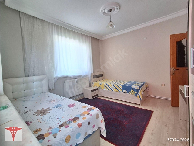 KLASS EMLAKTAN ABİDEHATUN MAHALESİNDE EŞYALI SATILIK 3+1 DAİRE - Görsel 3