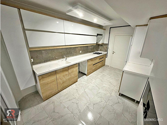 GÜZELYAKADA YENİ BİNADA ÖN CEPHE ASANSÖRLÜ İSKANLI DAİRE! - Görsel 6