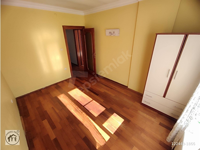 KARDEŞTEN AKÇAY MERKEZDE DENİZ VE KORDON MANZARALI GENİŞ 4+1 DUBLEKS DAİRE - Görsel 19